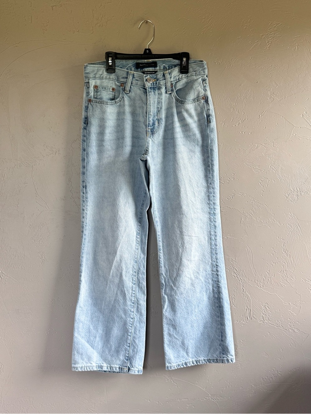 Aeropostale Light Wash Boyfriend Flare Jeans - Women